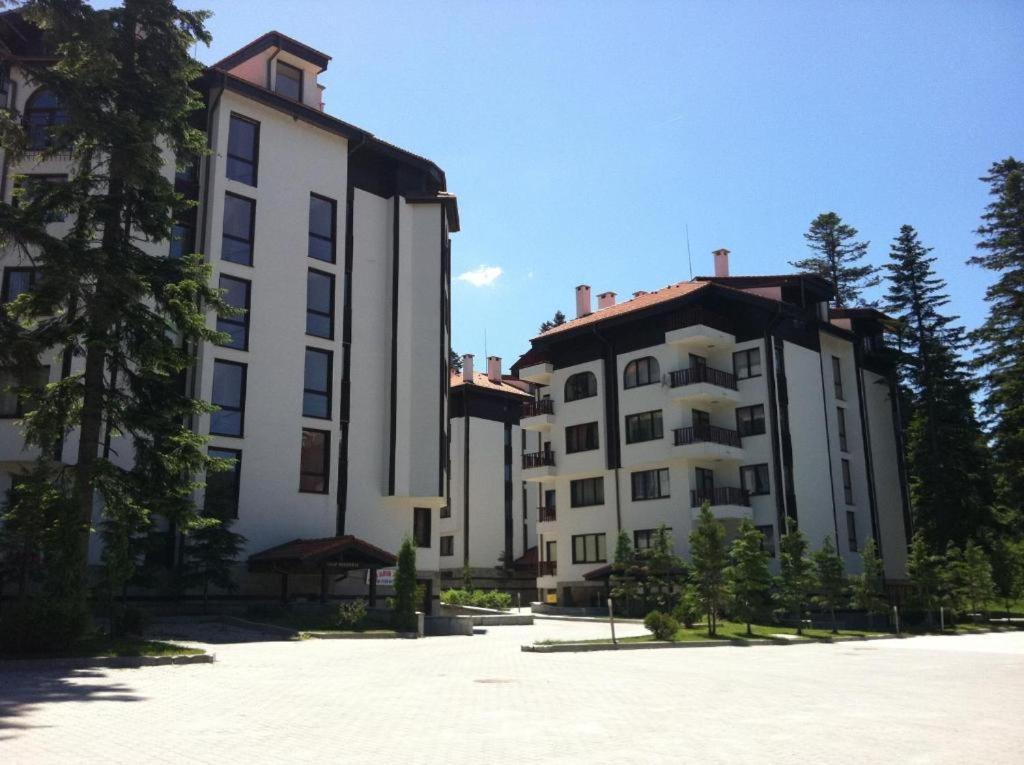 Flora Clover One Bedroom Apartment Nr. 18 Μπόροβετς Εξωτερικό φωτογραφία
