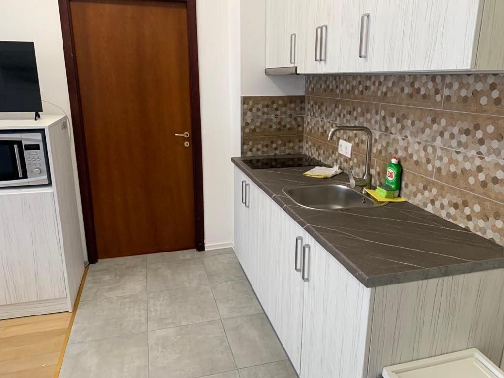 Flora Clover One Bedroom Apartment Nr. 18 Μπόροβετς Εξωτερικό φωτογραφία